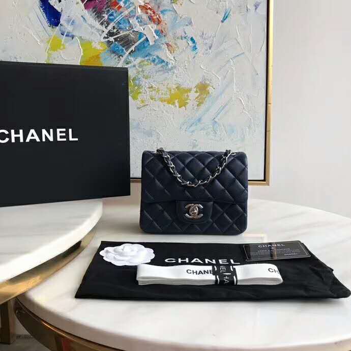 2020 Chanel mini Classic Flap Bag