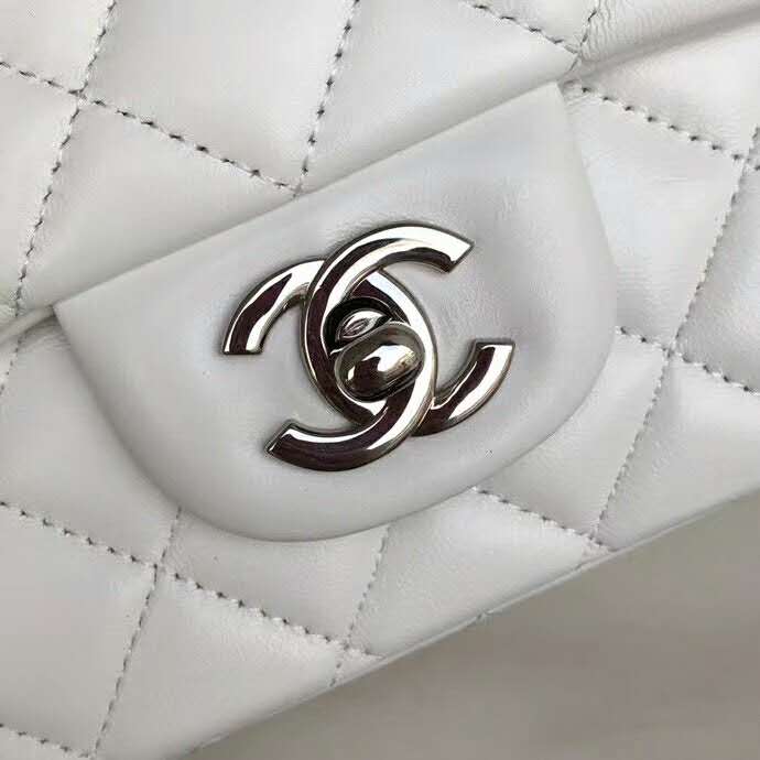 2020 Chanel mini Classic Flap Bag