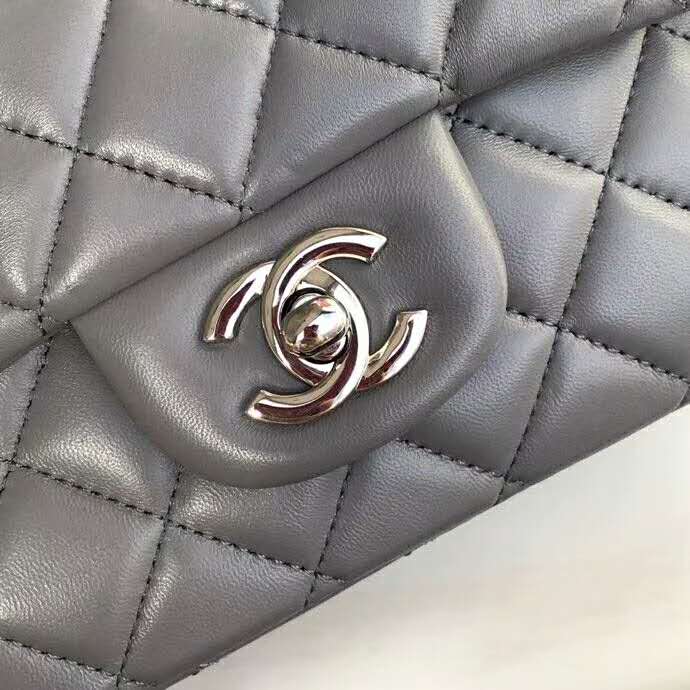 2020 Chanel mini Classic Flap Bag