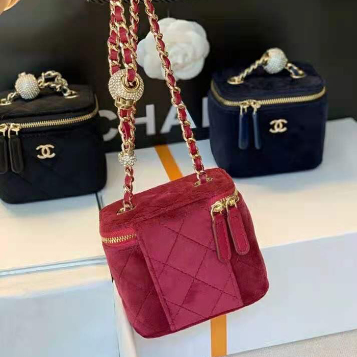 2020 Chanel mini vanity with classic chain