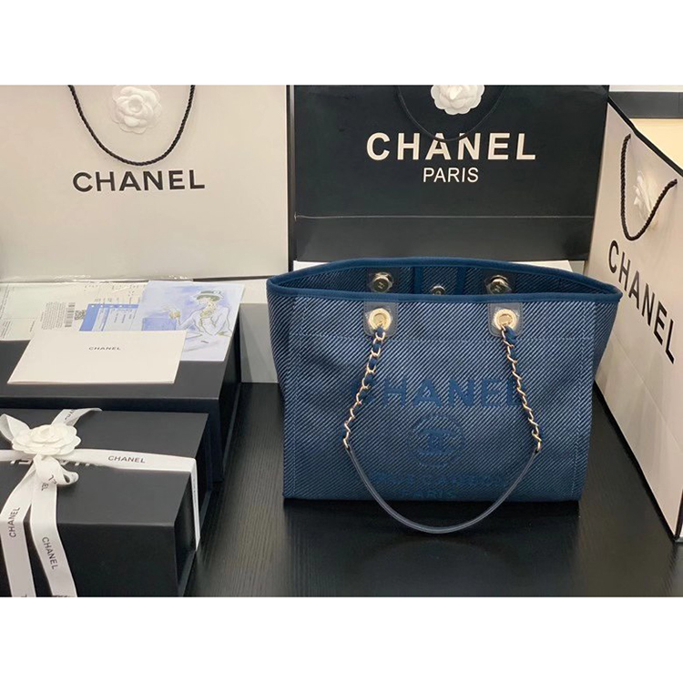 2020 Chanel shopping bag