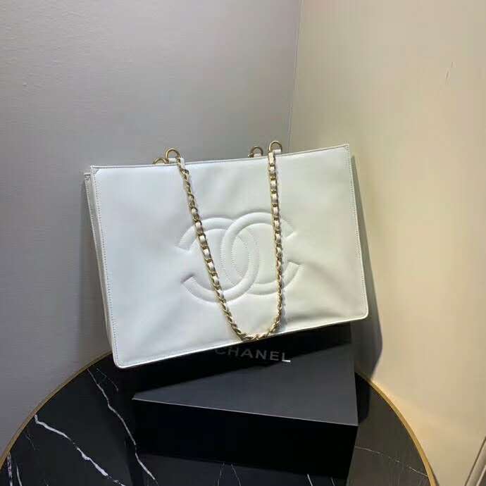 2020 Chanel shopping bag