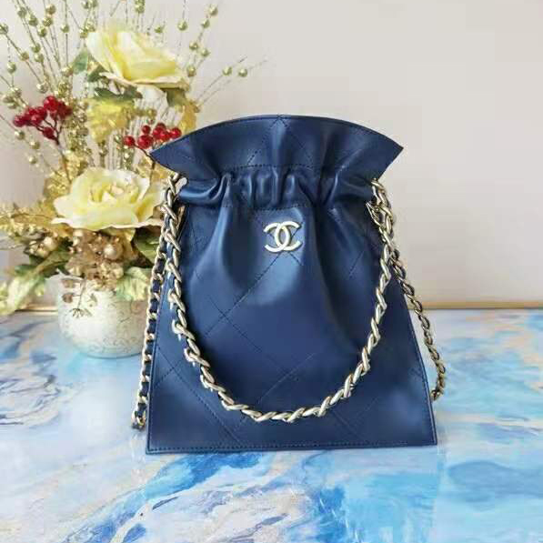 2020 Chanel shopping bag