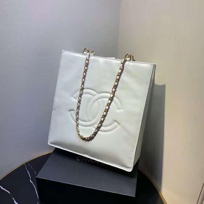 2020 Chanel shopping bag