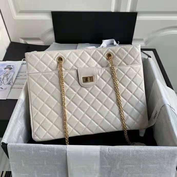 2020 Chanel shopping bag