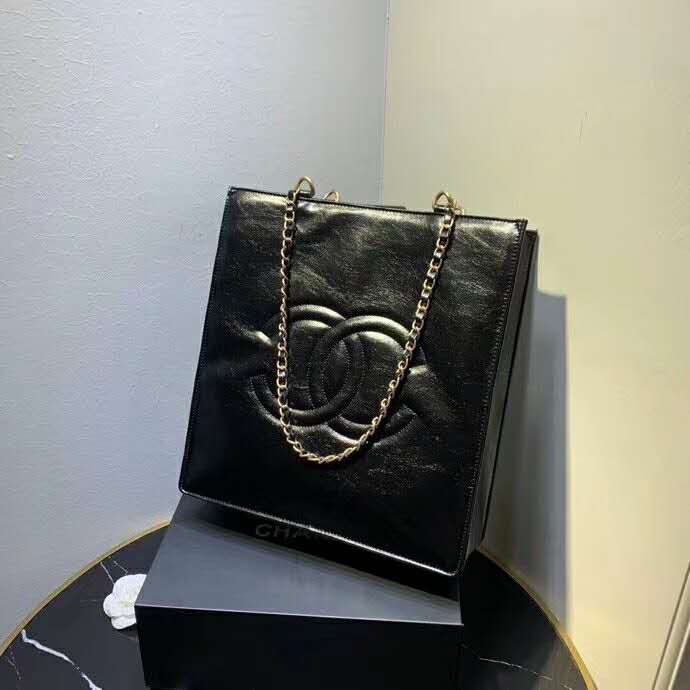 2020 Chanel shopping bag