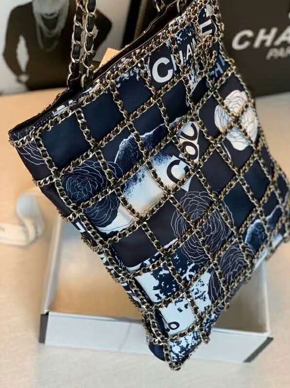 2020 Chanel shopping bag