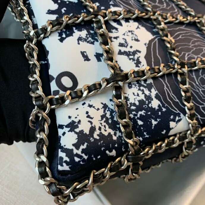 2020 Chanel shopping bag