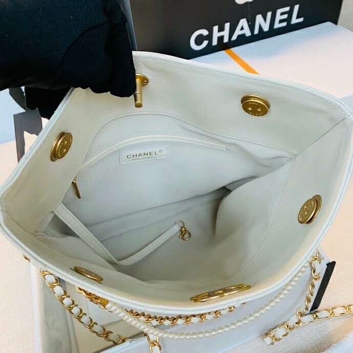 2020 Chanel shopping bag