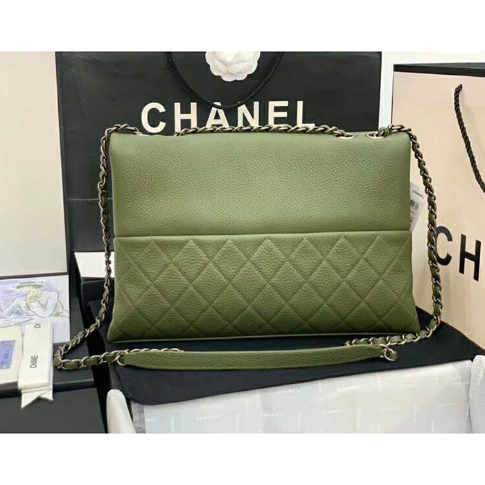 2020 Chanel shoulder Bag