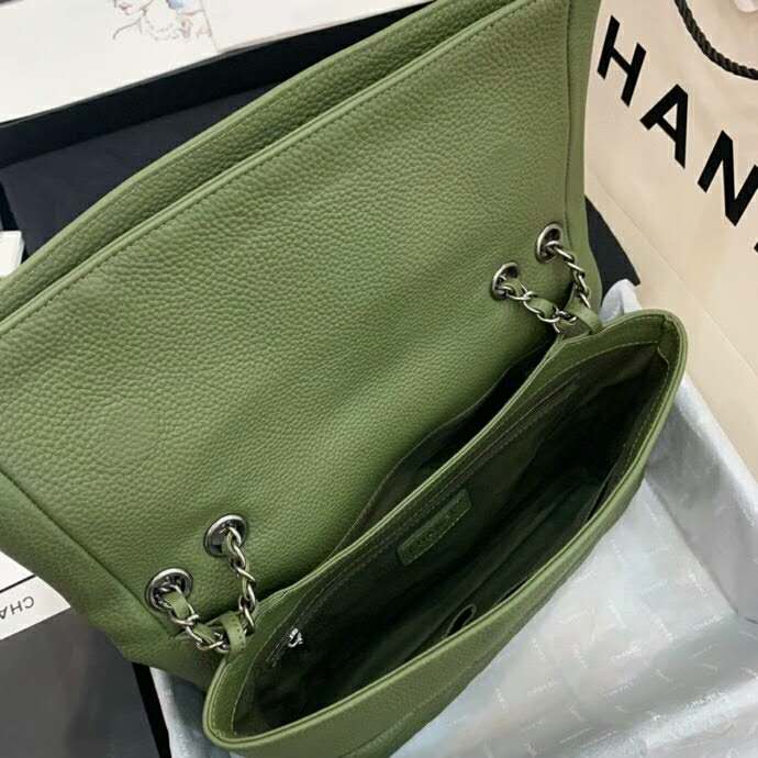 2020 Chanel shoulder Bag