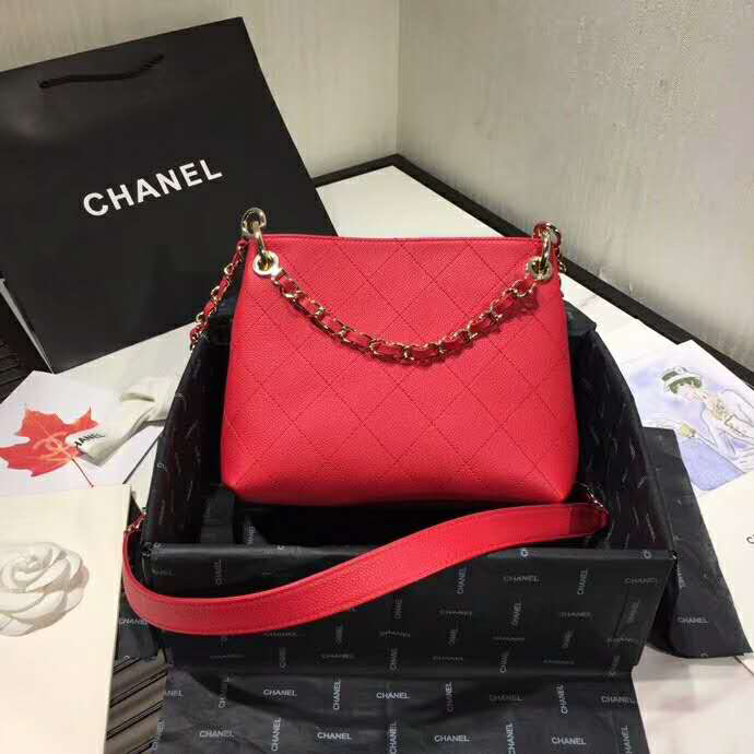 2020 Chanel shoulder bag