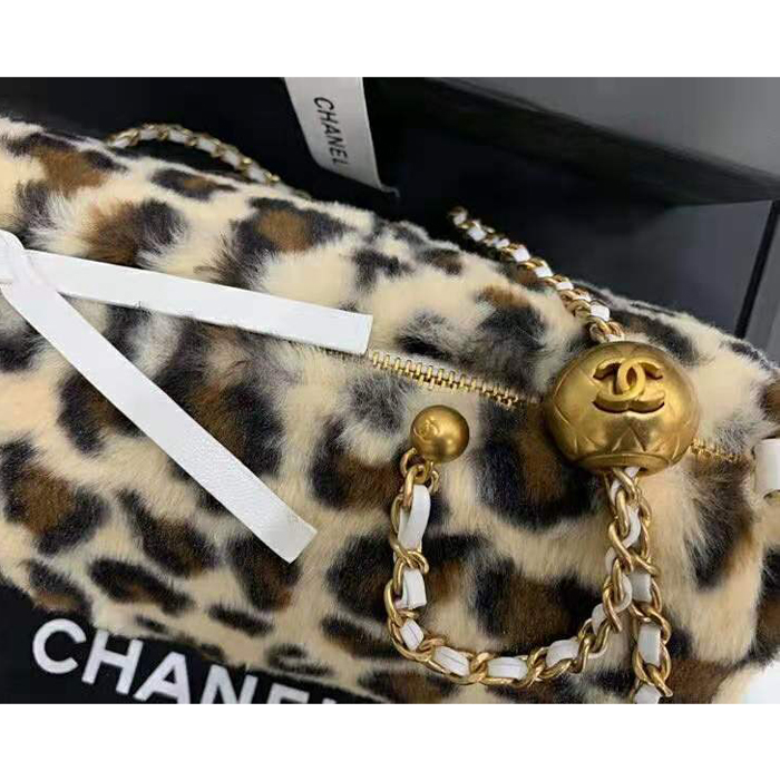 2020 Chanel small bowling bag