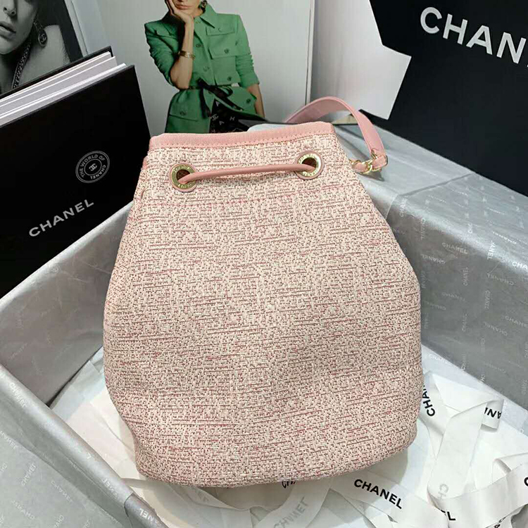 2020 Chanel small drawstring bag