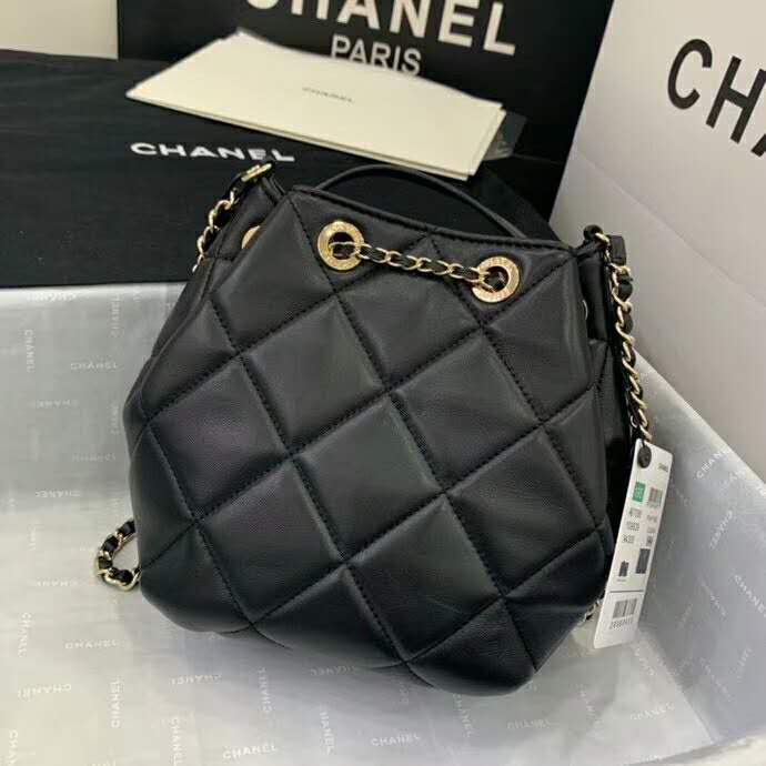 2020 Chanel small drawstring bag