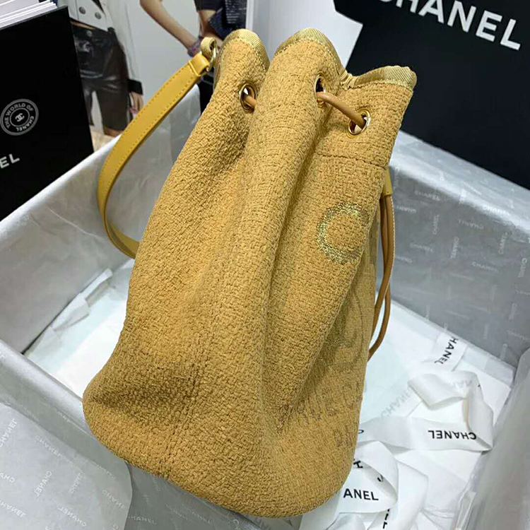 2020 Chanel small drawstring bag