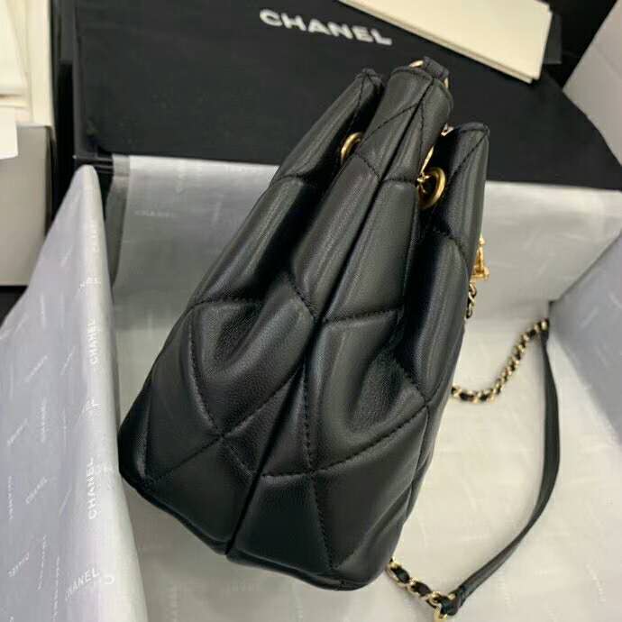 2020 Chanel small drawstring bag