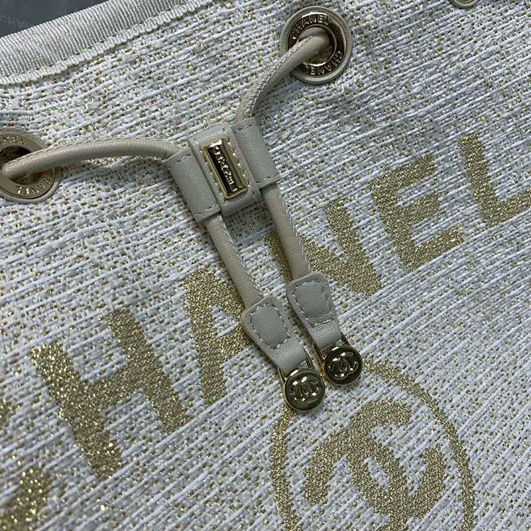 2020 Chanel small drawstring bag