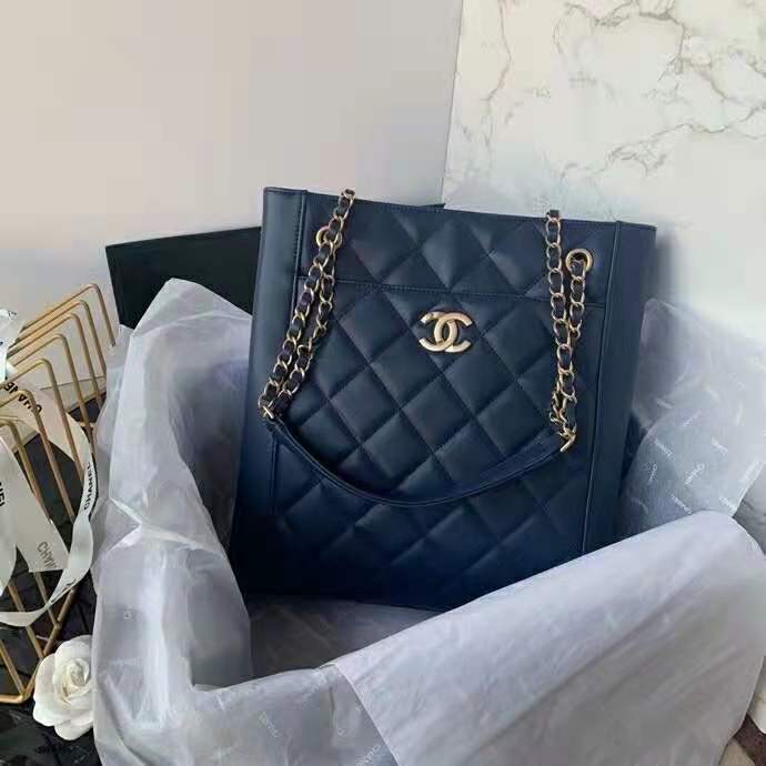 2020 Chanel small shopping bag