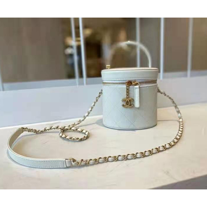 2020 Chanel vanity case