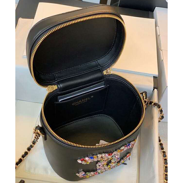 2020 Chanel vanity case