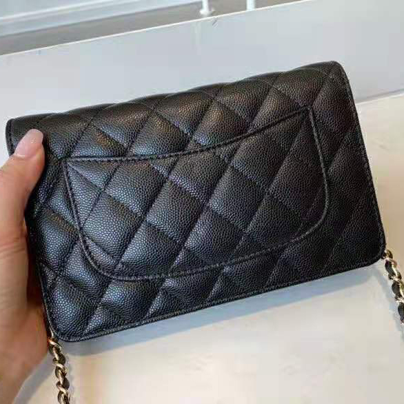 2020 Chanel wallet on chain