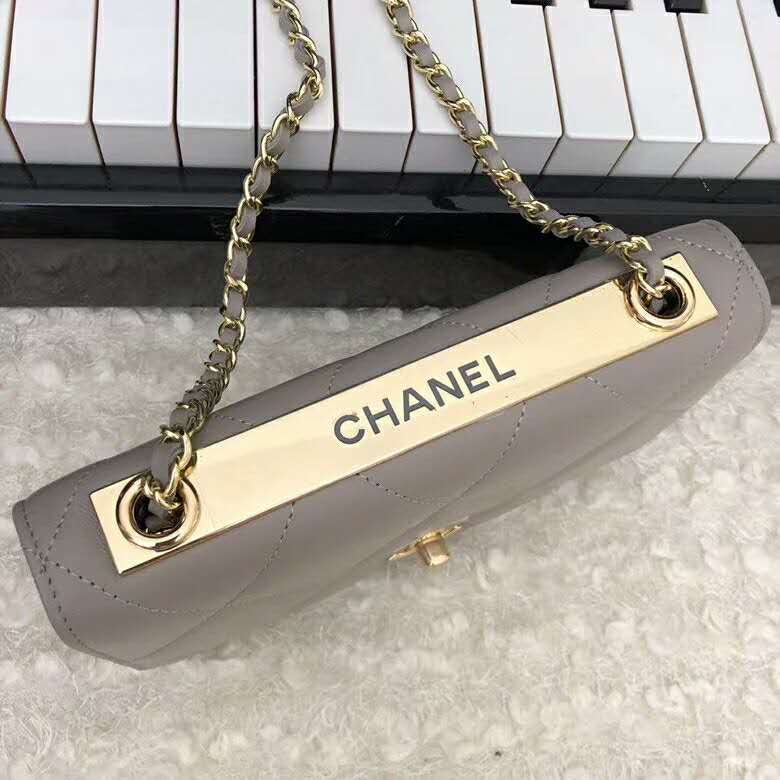 2020 Chanel wallet on chain