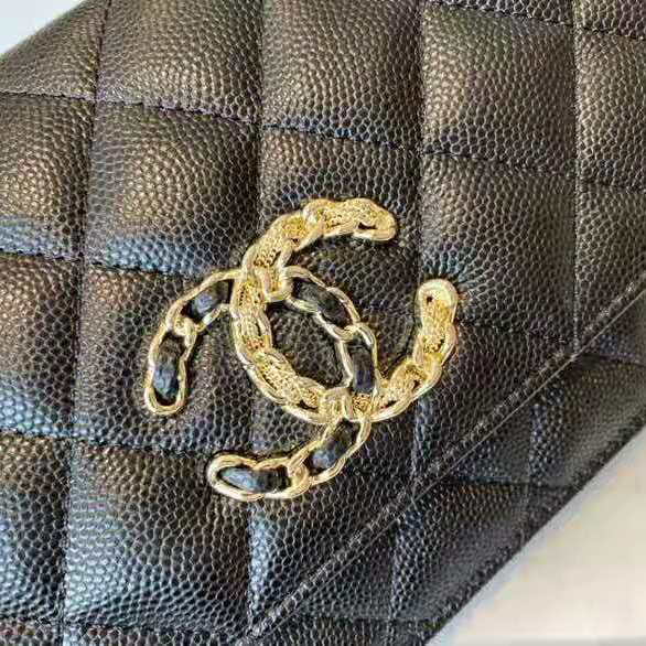 2020 Chanel wallet on chain