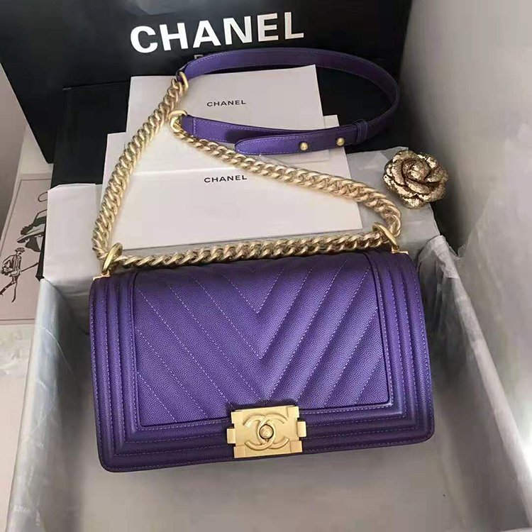 2020 Le Boy Chanel Flap Shoulder Bag