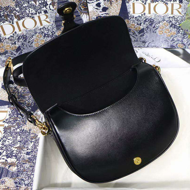 2020 MEDIUM DIOR BOBBY BAG