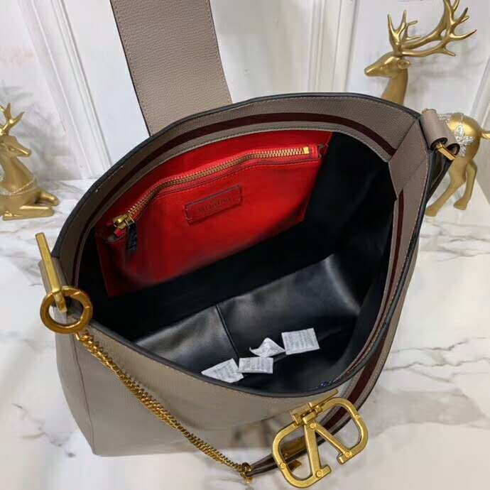 2020 VALENTINO BAG