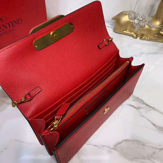 2020 VALENTINO VSLING GLOSSY CALFSKIN WALLET WITH CHAIN STRAP