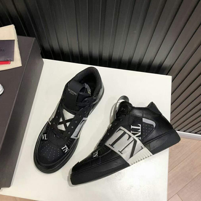 2020 Valentino women shoes