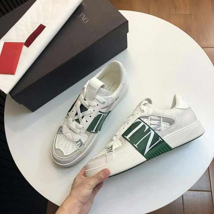 2020 Valentino women shoes