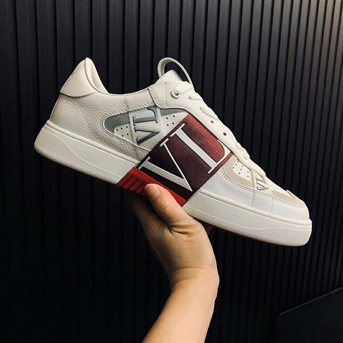 2020 Valentino women shoes