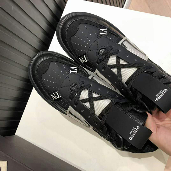 2020 Valentino women shoes