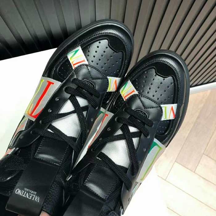 2020 Valentino women shoes