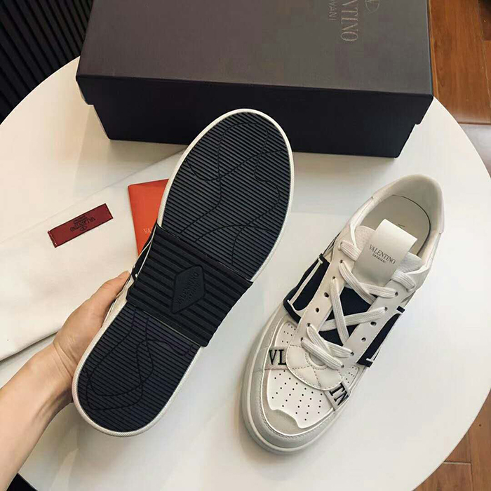 2020 Valentino women shoes