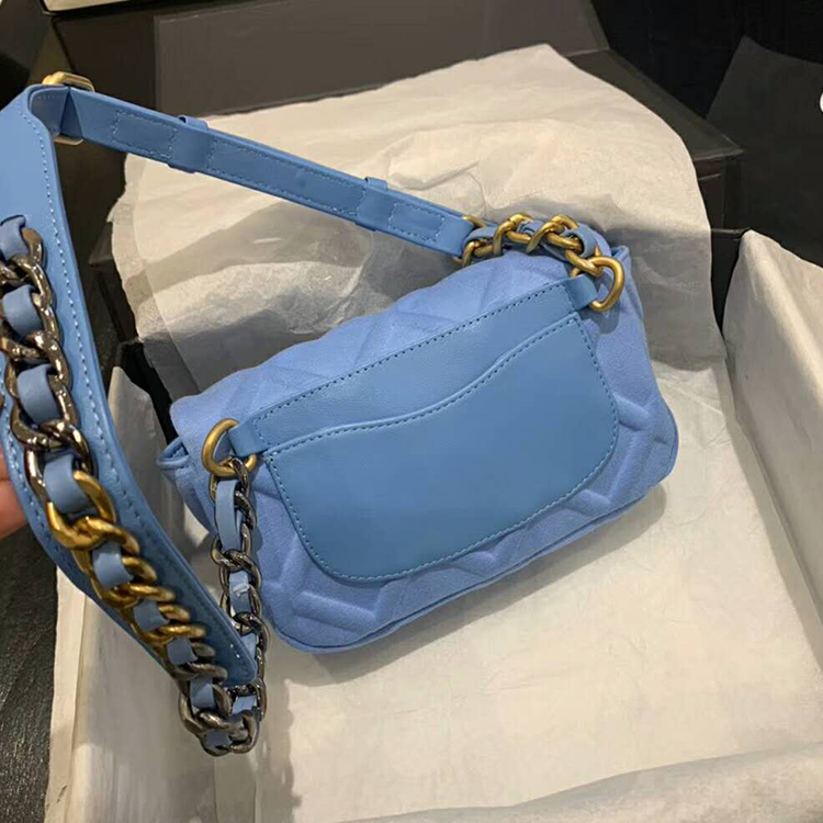 2020 chanel 19 waist bag