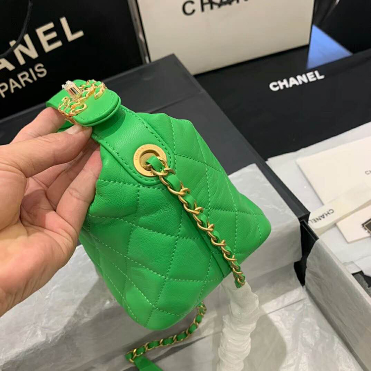 2020 chanel Medium hobo bag