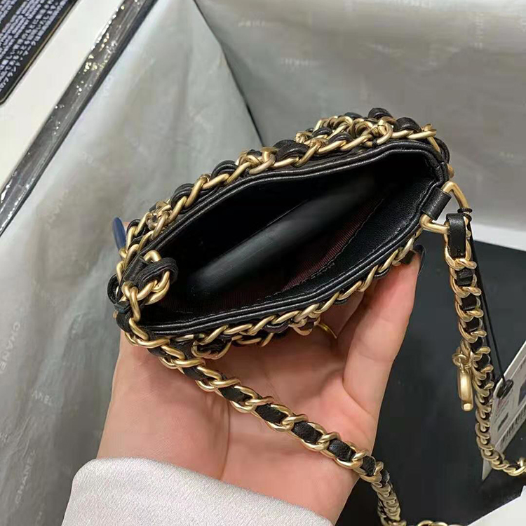 2020 chanel clutch with chain