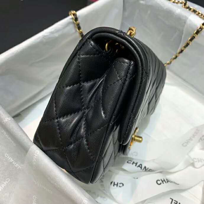 2020 chanel flap bag