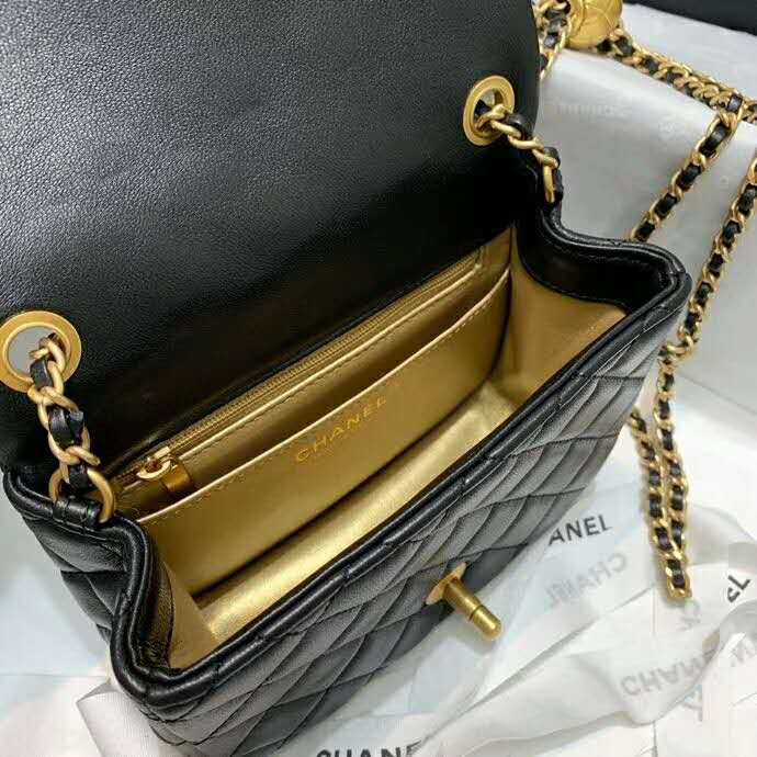 2020 chanel flap bag