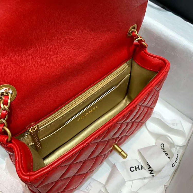 2020 chanel flap bag