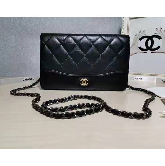 2021 Chanel 19 WOC Mini Flap Bag