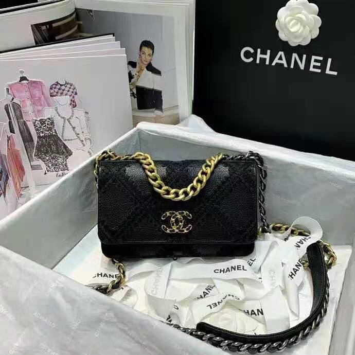 2021 Chanel 19 WOC Mini Flap Bag