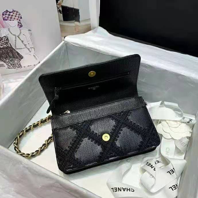 2021 Chanel 19 WOC Mini Flap Bag