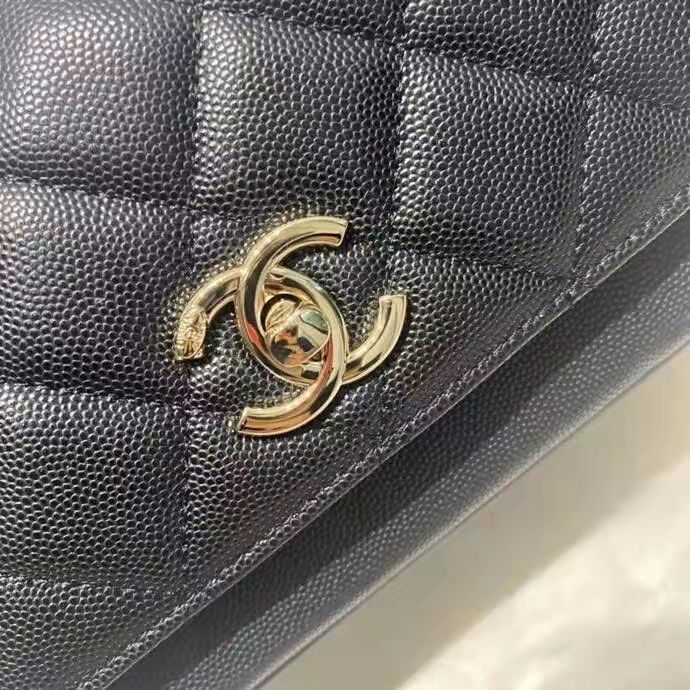 2021 Chanel small messenger bag