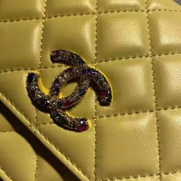 2021 Chanel wallet on chain