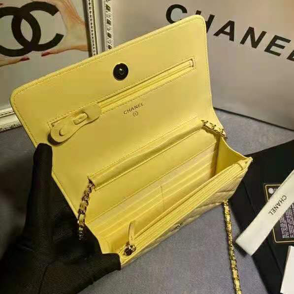 2021 Chanel wallet on chain